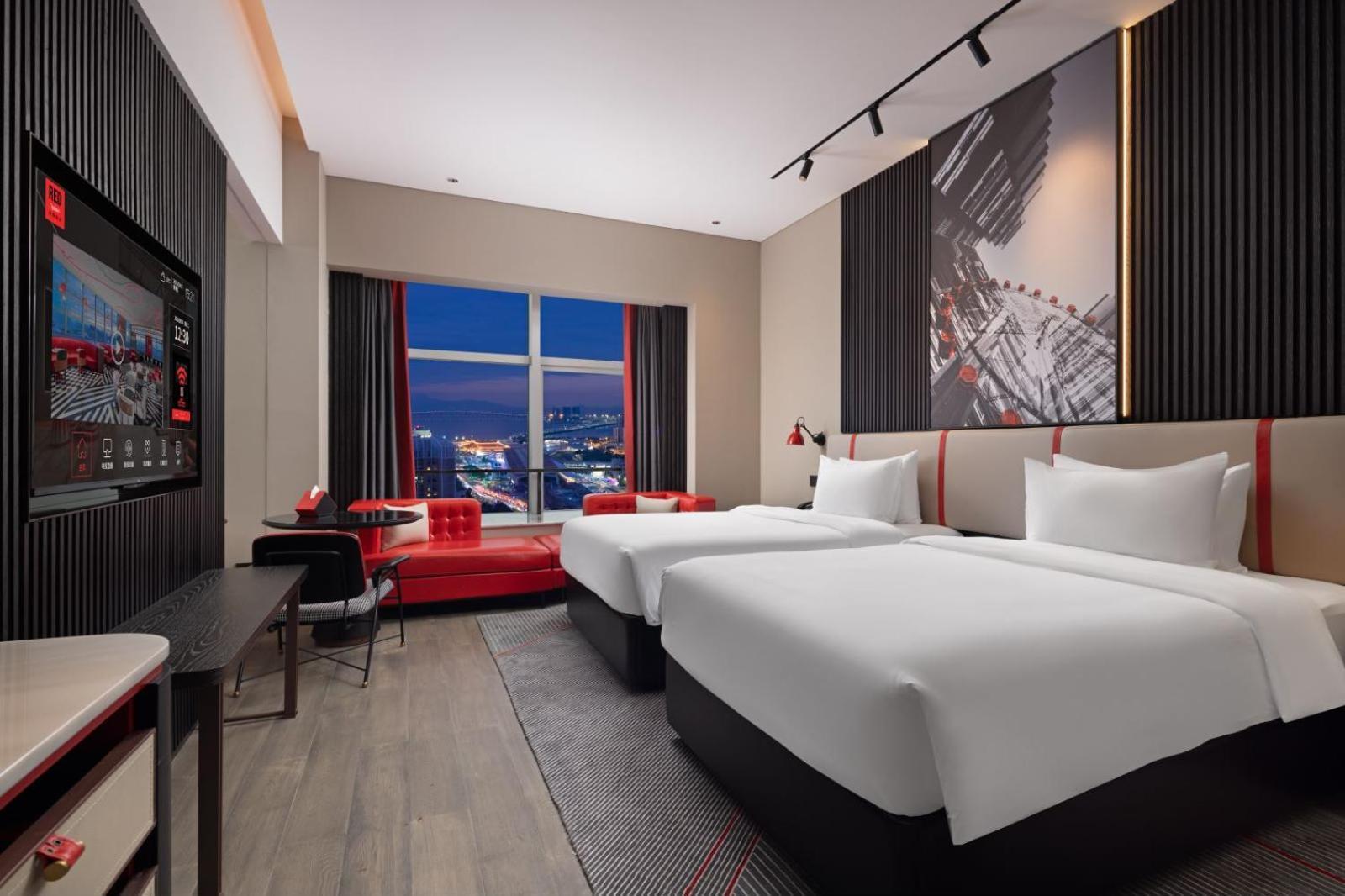 Radisson Red Hotel Zhuhai Gongbei Port エクステリア 写真